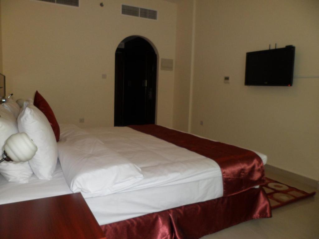 אבו דאבי Center Ville Hotel מראה חיצוני תמונה