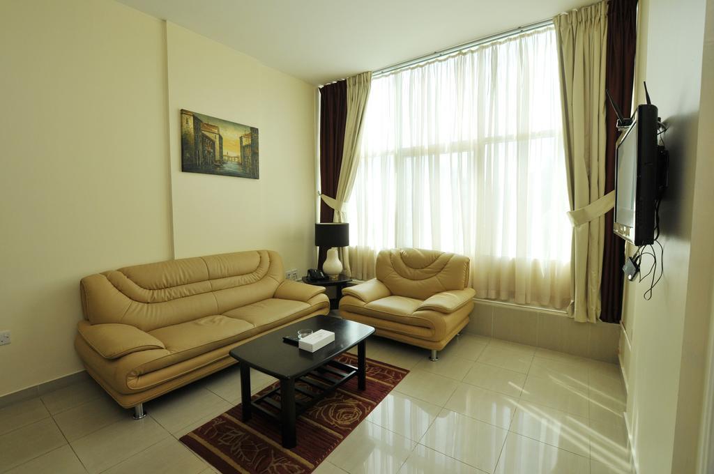 אבו דאבי Center Ville Hotel מראה חיצוני תמונה